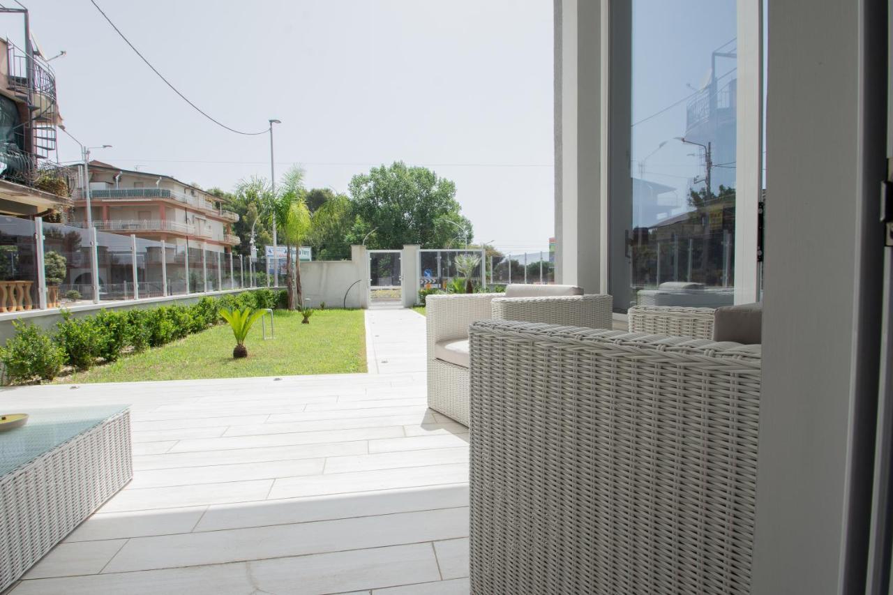 Luxury House Hotel Villapiana Buitenkant foto